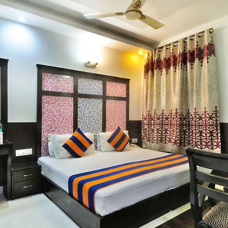 Hotel Bonlon Inn Új-Delhi Kültér fotó