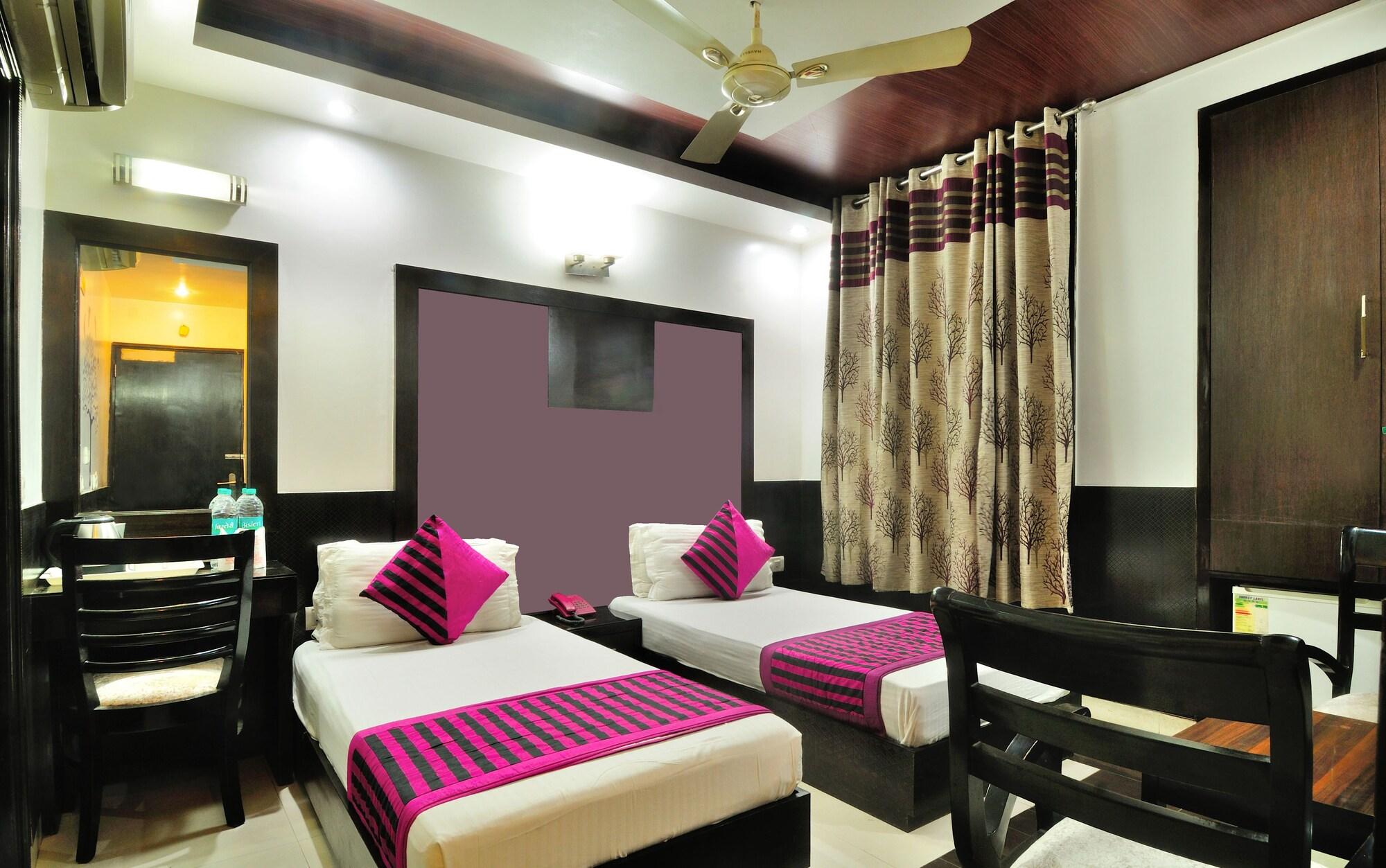 Hotel Bonlon Inn Új-Delhi Kültér fotó