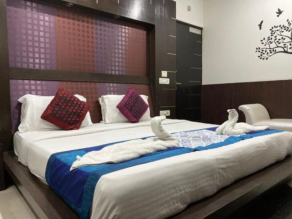 Hotel Bonlon Inn Új-Delhi Kültér fotó