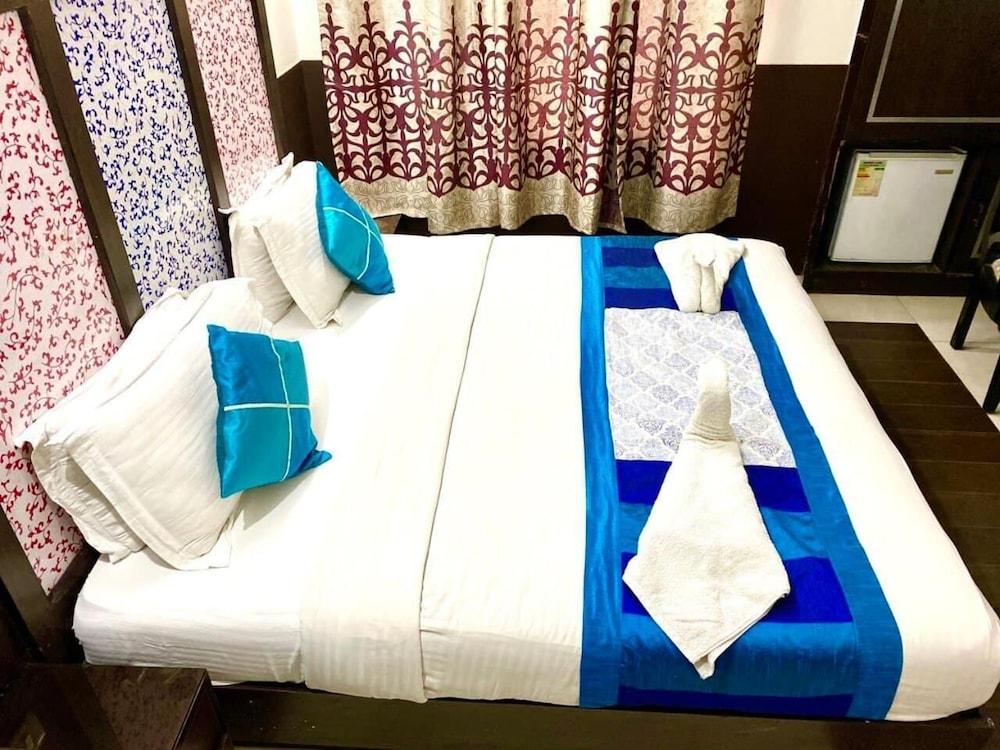 Hotel Bonlon Inn Új-Delhi Kültér fotó