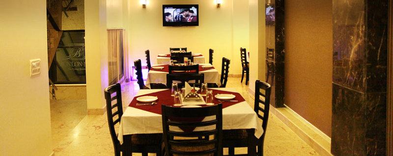 Hotel Bonlon Inn Új-Delhi Kültér fotó