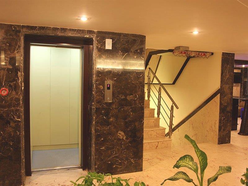 Hotel Bonlon Inn Új-Delhi Kültér fotó