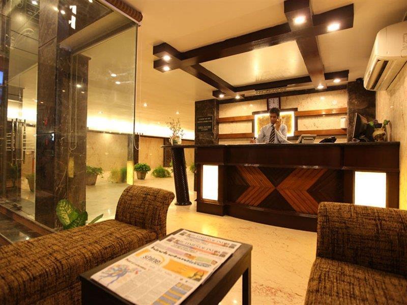 Hotel Bonlon Inn Új-Delhi Kültér fotó