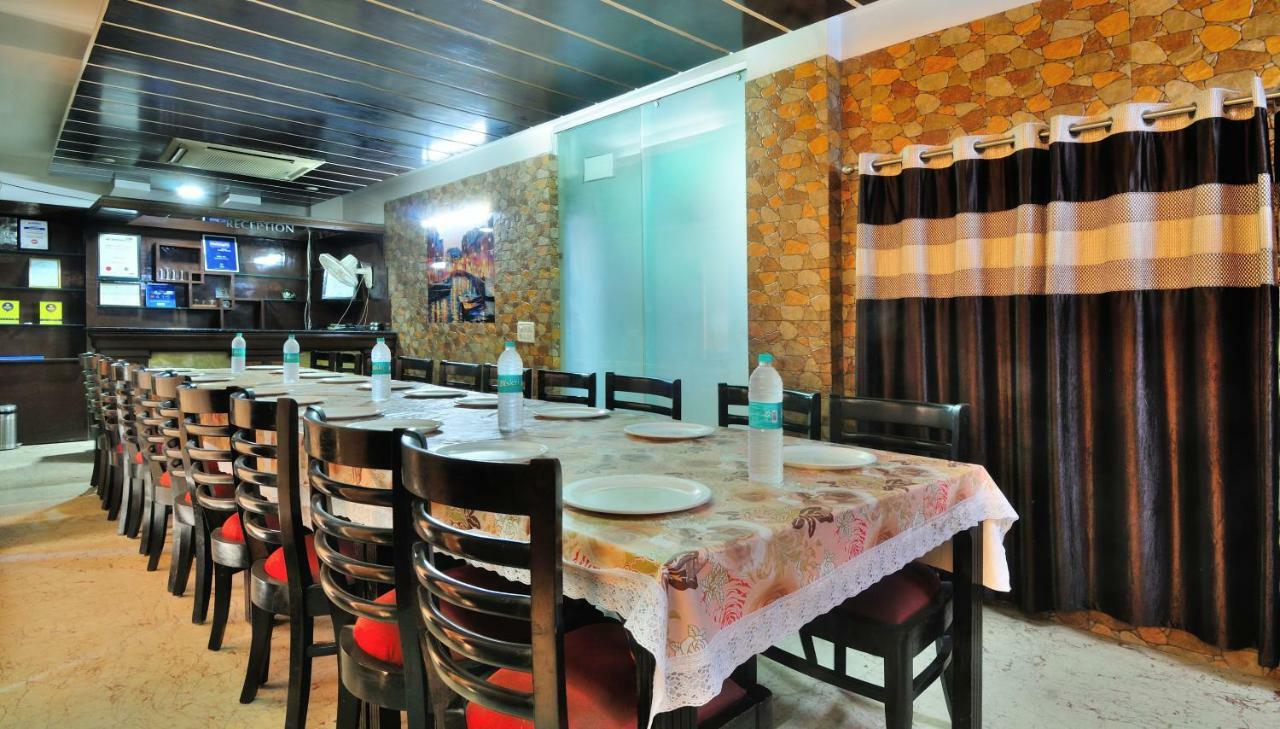 Hotel Bonlon Inn Új-Delhi Kültér fotó