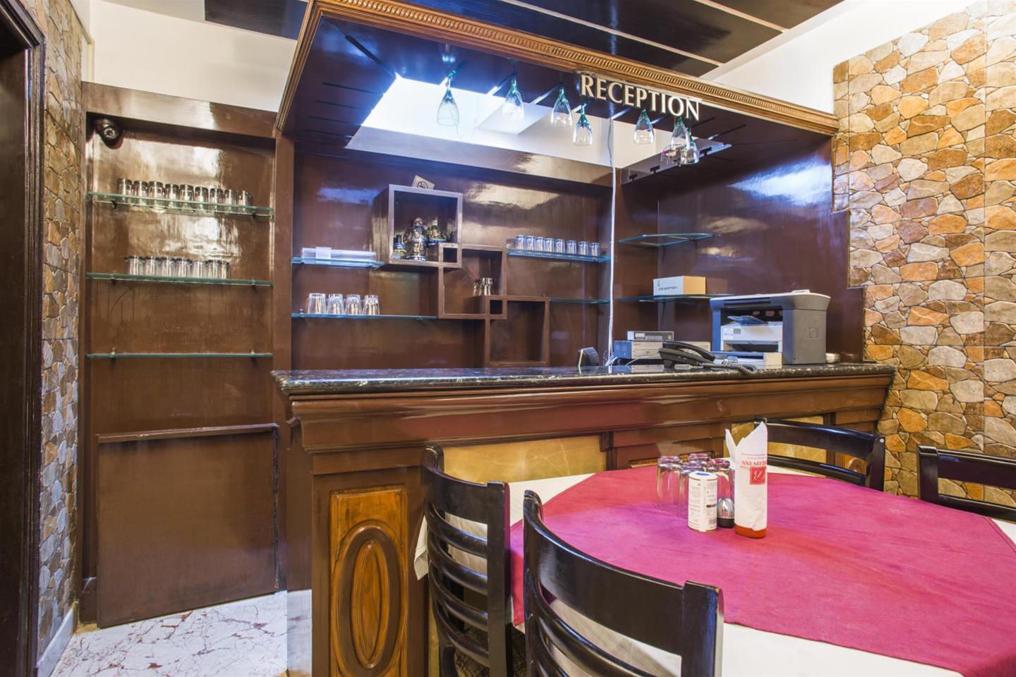 Hotel Bonlon Inn Új-Delhi Kültér fotó